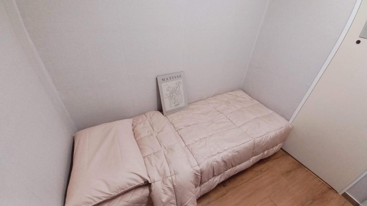 Haechi Stay Guesthouse - For Foreigners Only Seoul Exterior foto